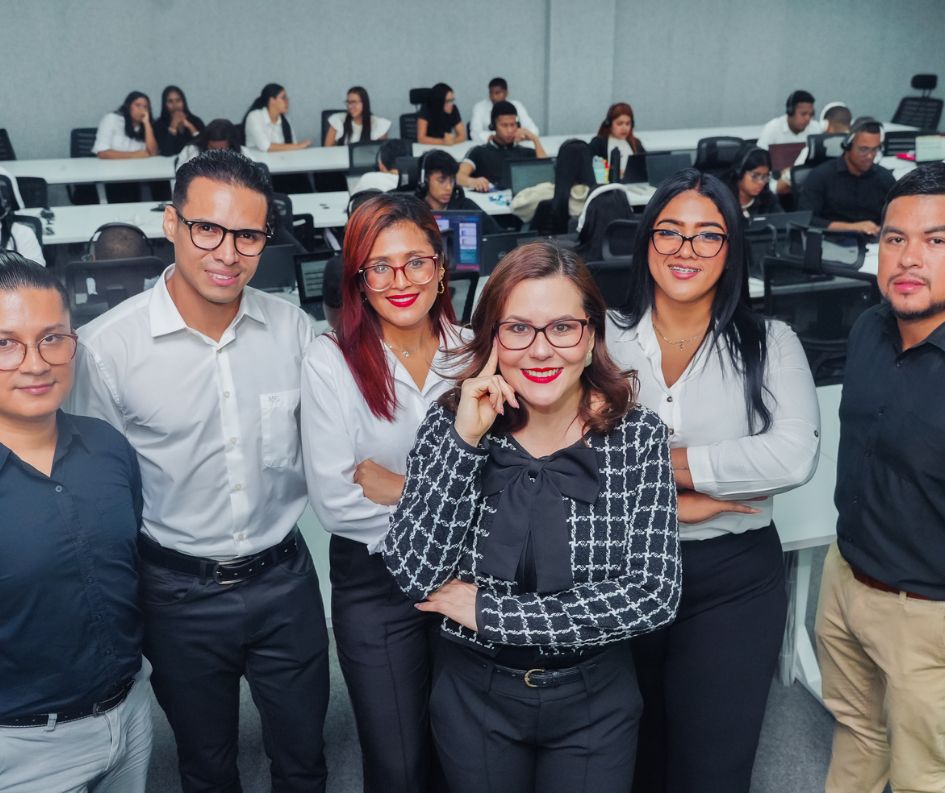 Equipo directivo de Grupo Innova en operación, Panamá