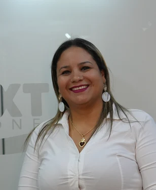 Indira Vélez, Gerente Tienda de Grupo Innovatek
